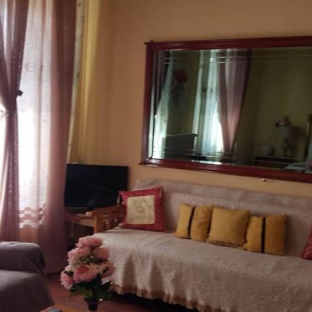 Granny'S Home Калампака Екстериор снимка